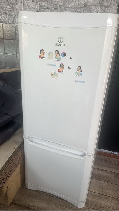 Отдам хододильник бесплатно