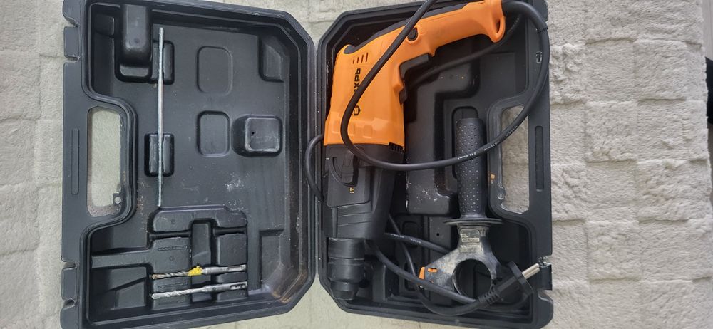 Перфоратор Вихрь п-650К