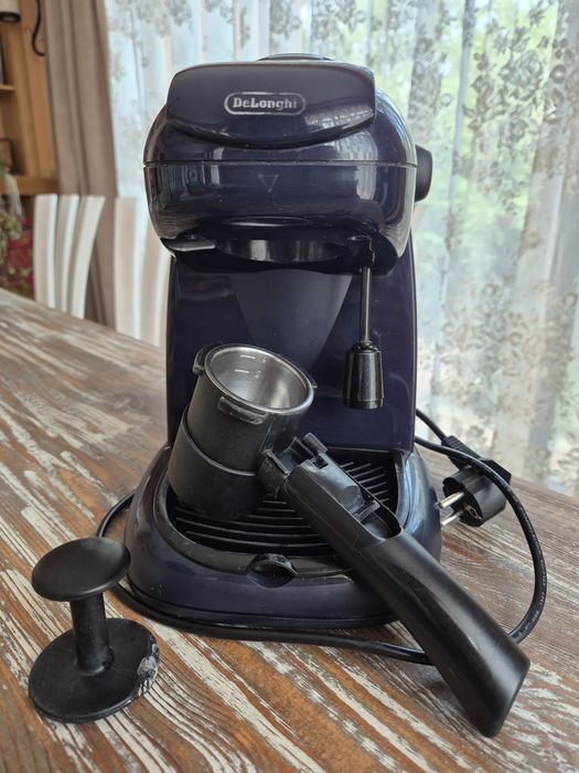 Кафемашина DeLonghi EC5.1