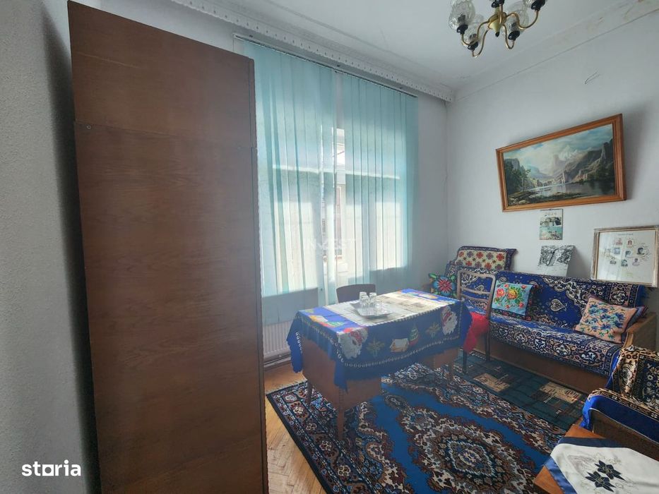 Casa Centru Iasi, 7 Camere, 143 Mp Utili, 22 Mp Beci, Magazie Si Garaj