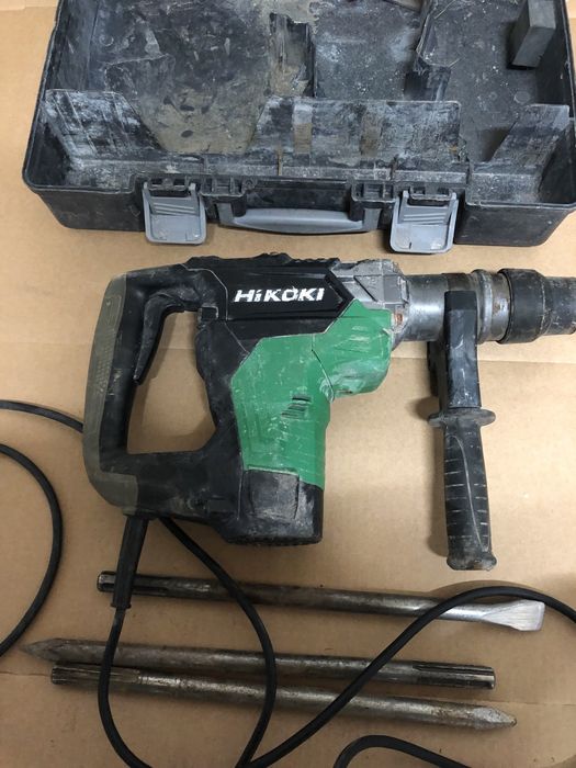 Picamer ciocan rotopercutor Hikoki DH 40MC cu dalti