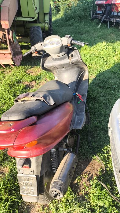 Dezmembrez Yamaha majesty 125cc