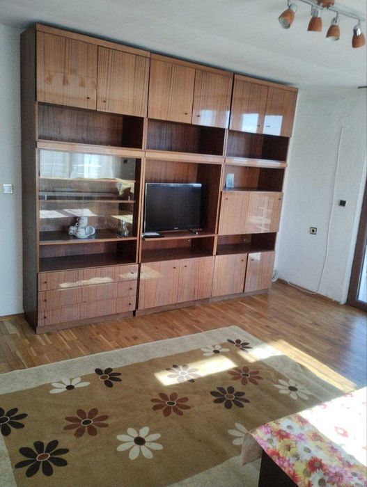 Дава се под наем Тристаен апартамент в Казанлък - 80 кв.м за 178.5 € - Снимка #3