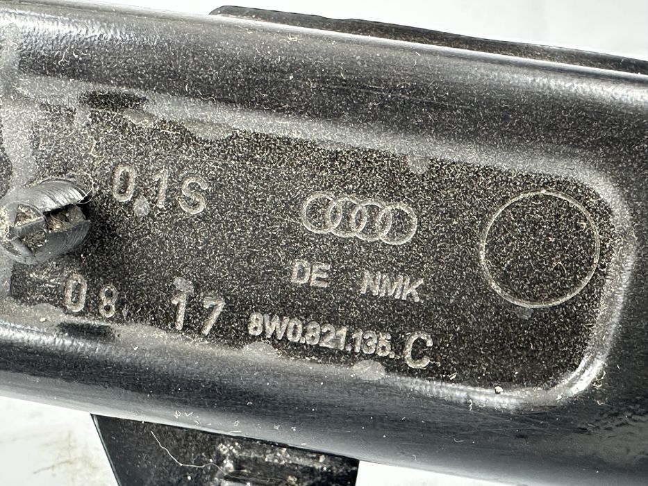 Стойка държач калник AUDI A4 B9 8W0821135C
