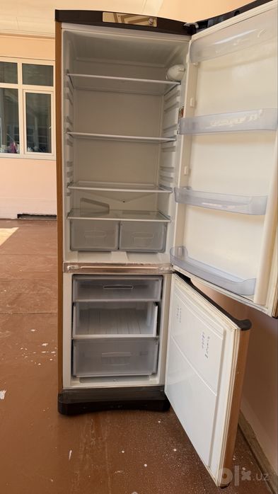 Холрдильник Indesit