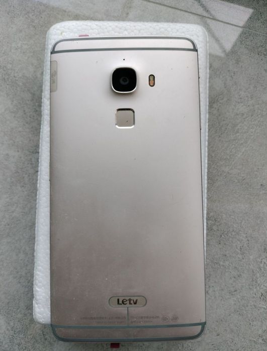 Display Letv X900