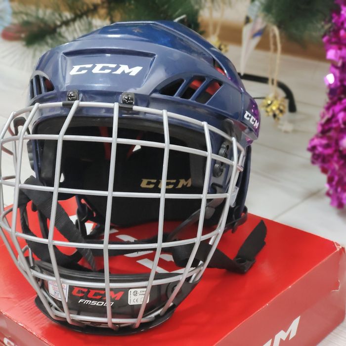 Хоккейные коньки и экипировка