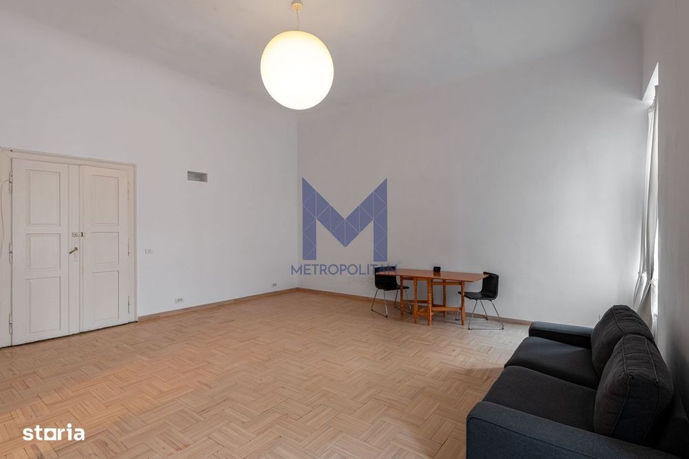 Apartament-galerie la kilometrul zero | 2 camere + mezanin, 2 băi — fotografia 3