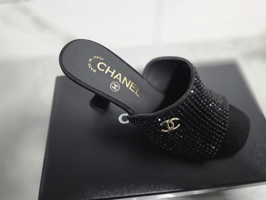 Pantofi chanel negri