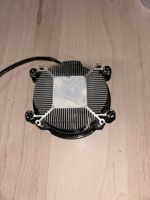 AMD Ryzen 5 5600G FULL BOX (cutie + cooler original)