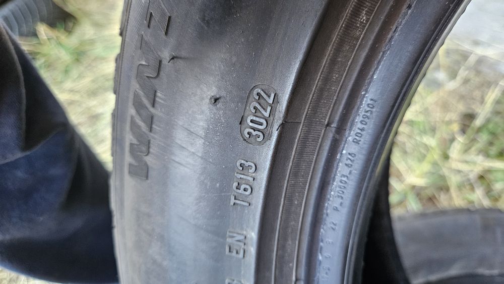 2бр гуми 225 55 17 дот 22 пирели pirelli
