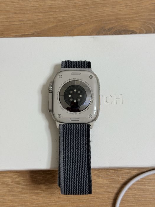 Apple Watch Ultra 2 49 mm