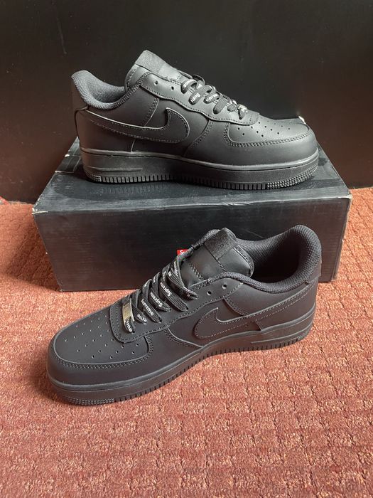 Nike x Supreme Air Force 1