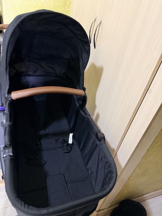 Продам детскую коляску