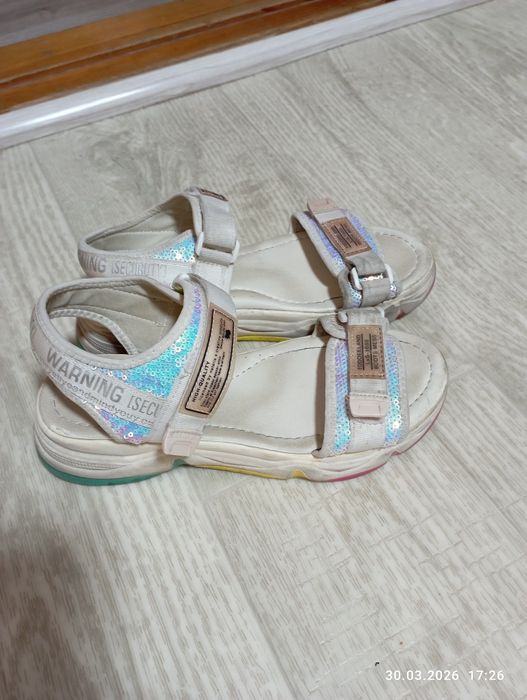 Сандалии на лето