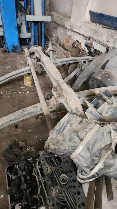 Продам балку в сборе Daf 95