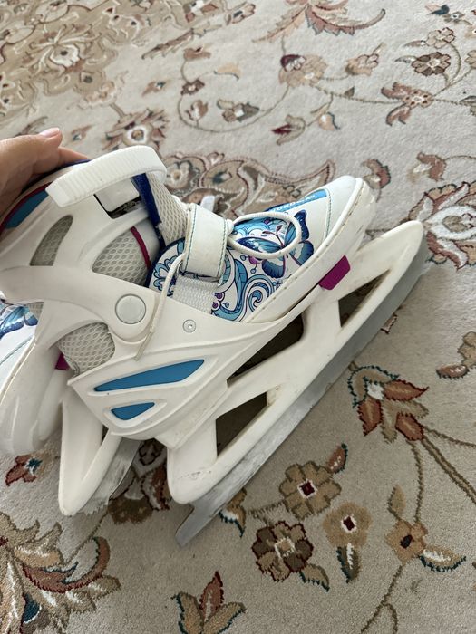 Коньки женские 36-40 рр