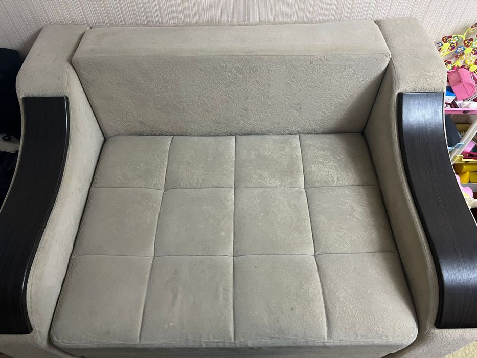 Продам кресло кровать и пуфик