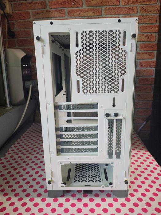 Carcasa PC Corsair 4000D Airflow White.
