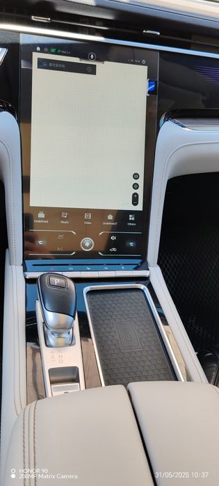 Ниссан венучия машина сотилади