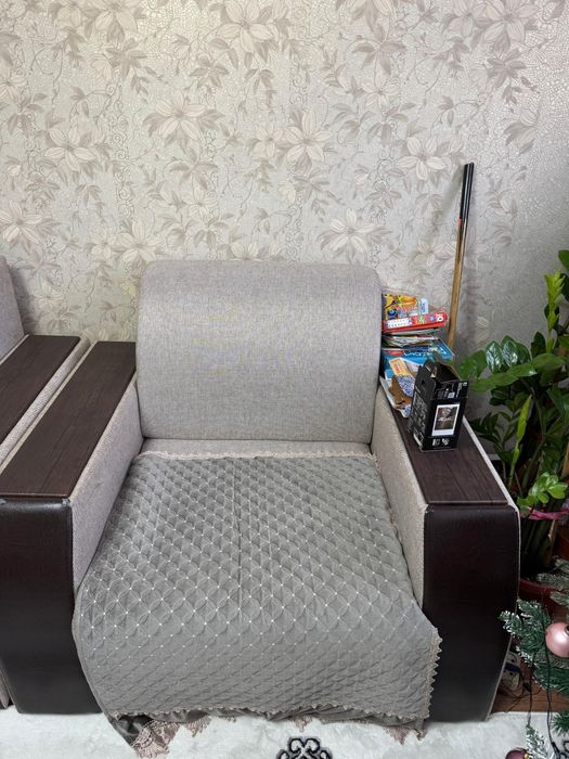 Продам диван угловой