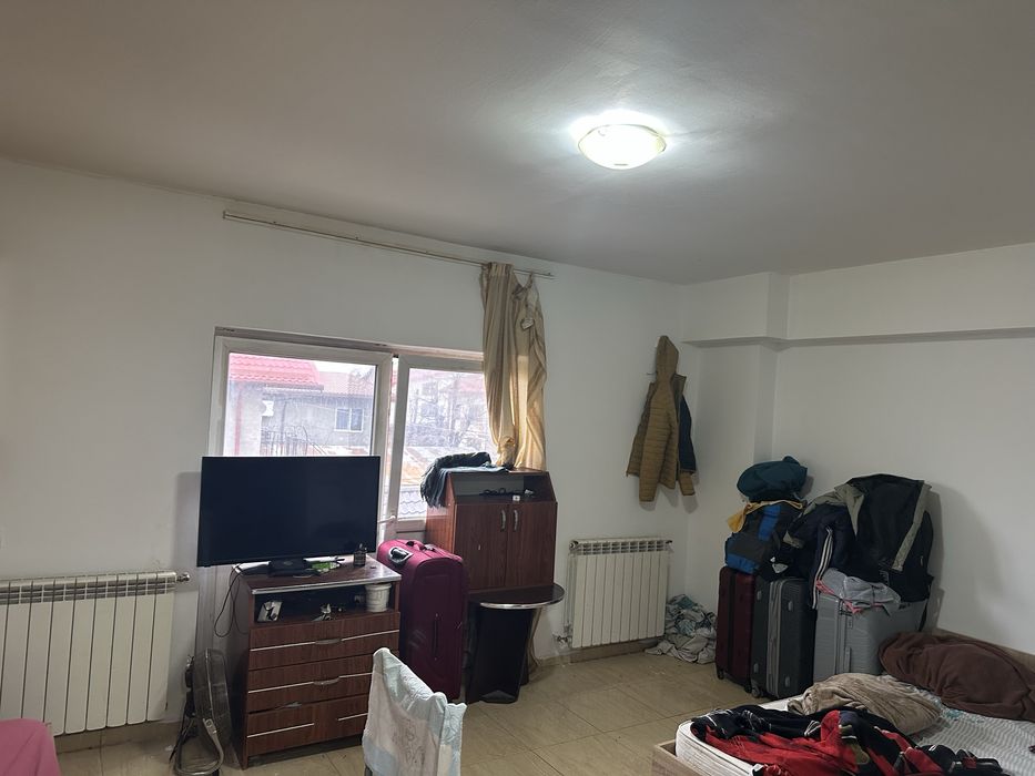 Garsoniera de vânzare colentina