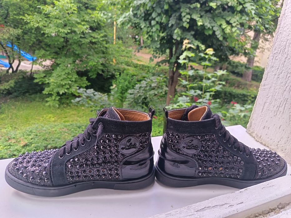 Vand Pantofi Eleganti cu Talpa Rosie