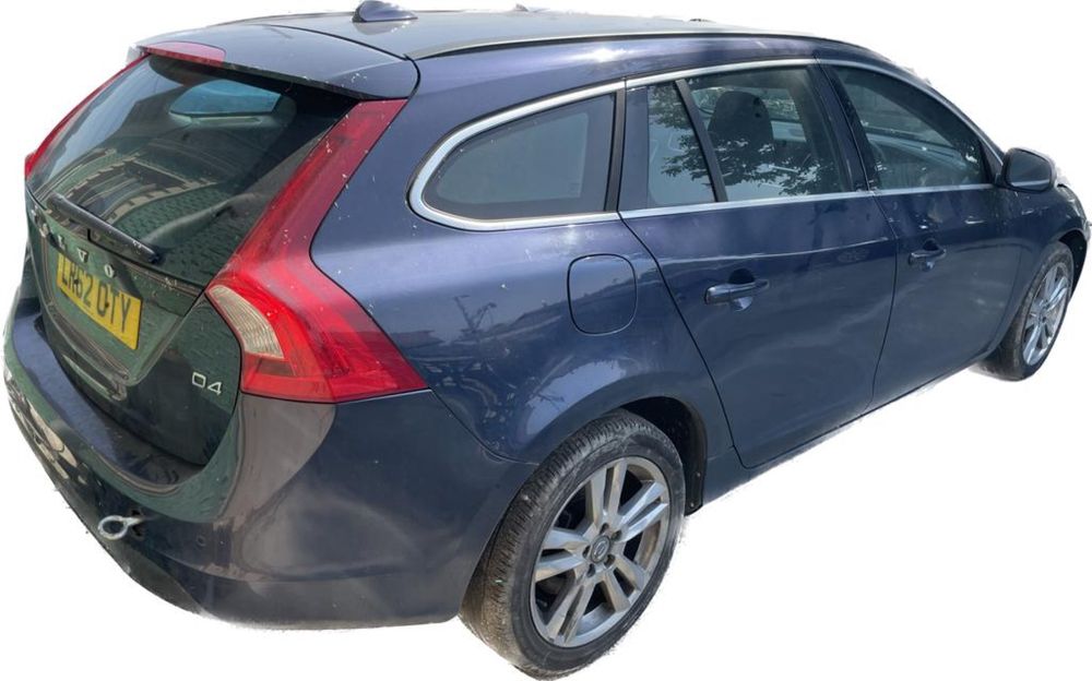 Dezmembrez Volvo V60 2.0d d5