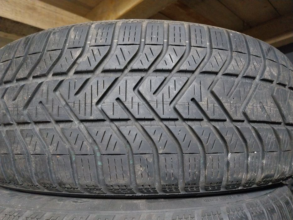 Anvelope second iarna 195 55 R17 Pirelli