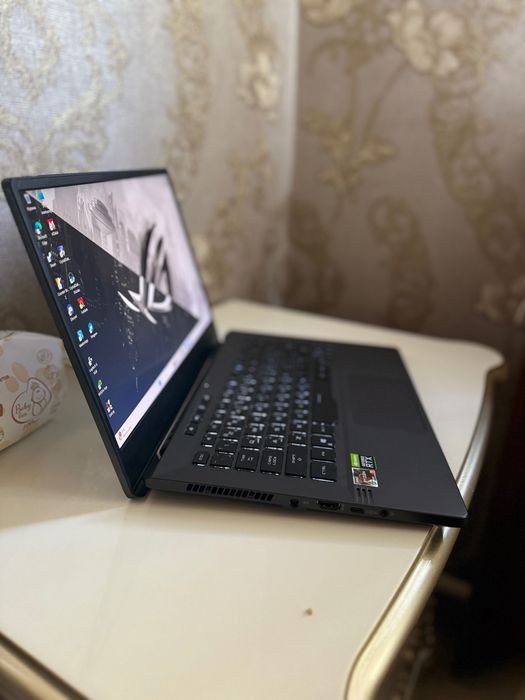 ASUS ROG Zephyrus G14 AMD Ryzen 9/ 32GB/ 1TB / RTX 3060 6GB