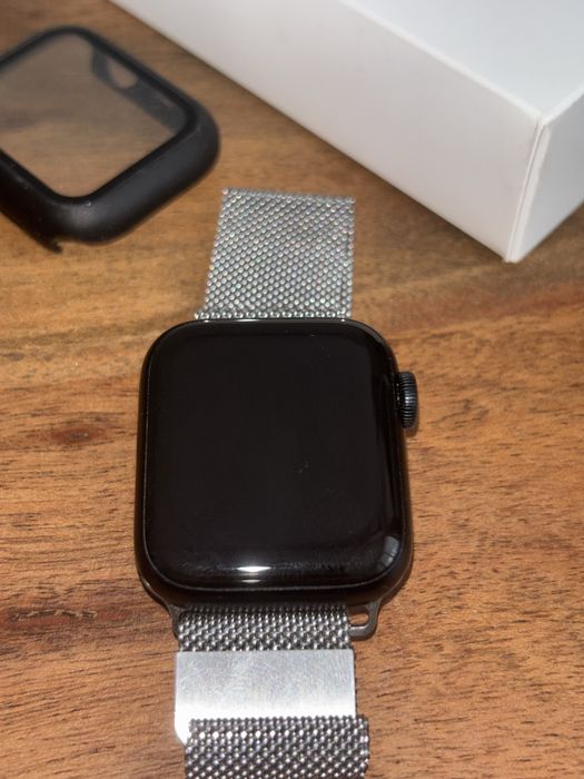 Apple Watch SE model 2024 de 40mm