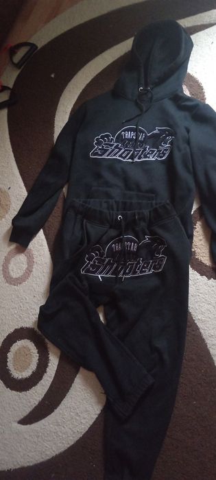 Compleu trapstar shoters black