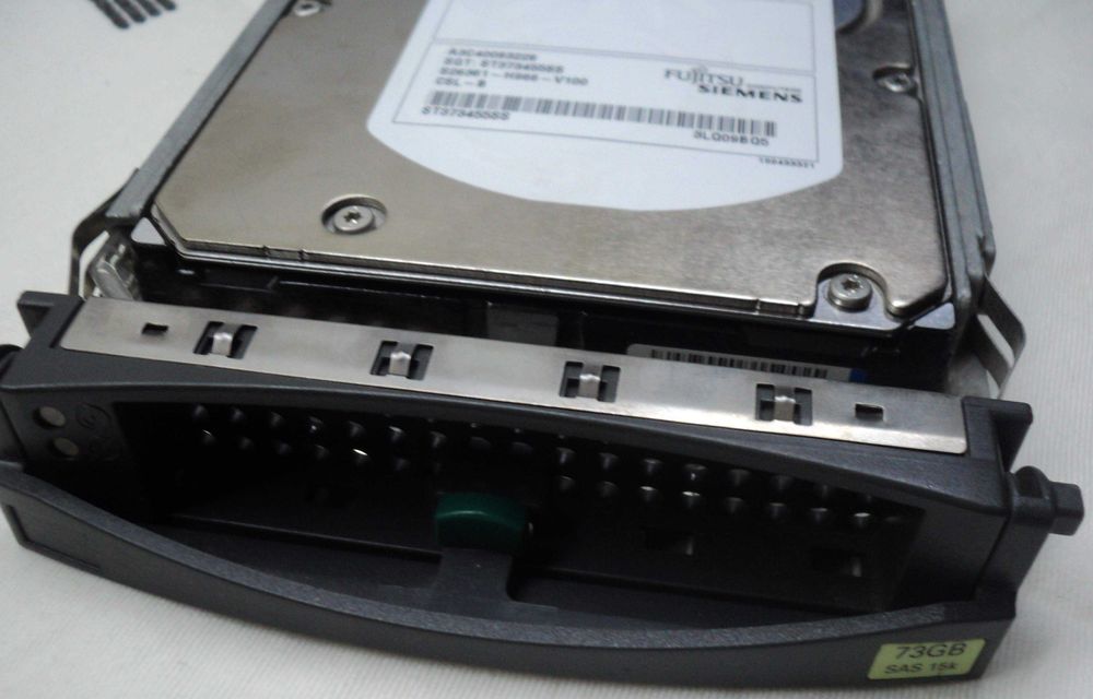 Hard Disk Server SAS Seagate Cheetah 15K.5 Model ST373455SS