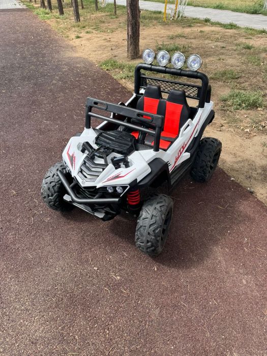 Продам детскую электромашинку