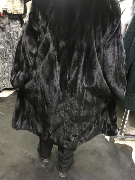 Продам шубу норка.