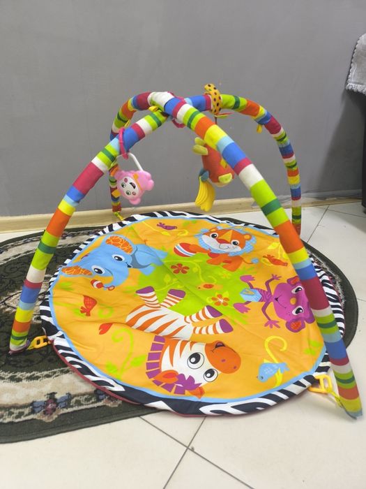 Детский развивающий коврик