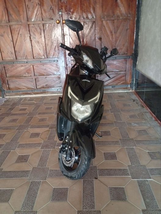 Skuter sotiladi 2025