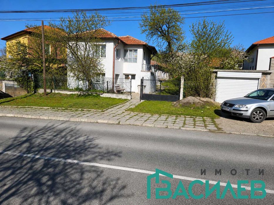 Продава КЪЩА област Перник, с. Мещица