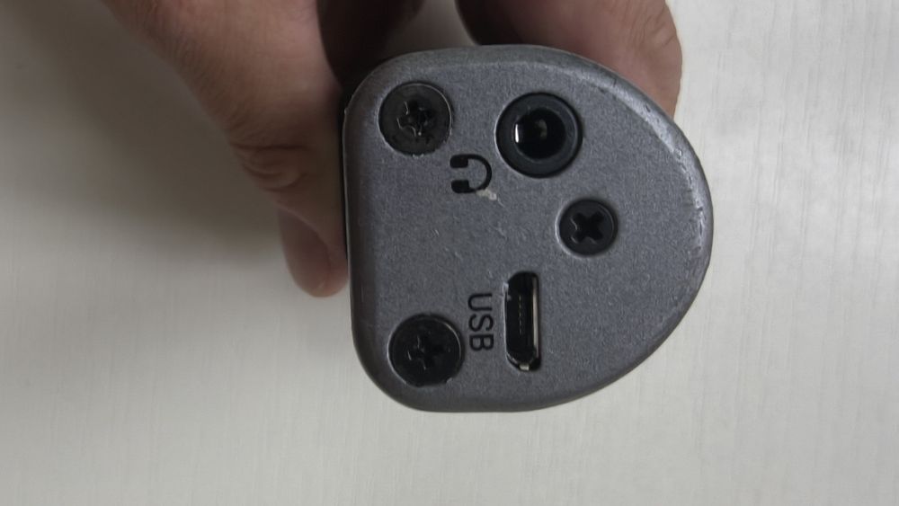 Microfon Studio Prodcast Apogee