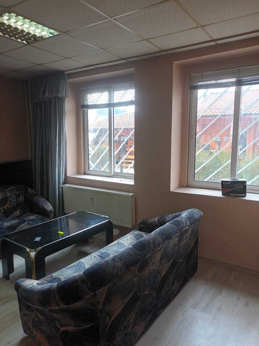 Продава се Тристаен апартамент в Перник, Център - 76 кв.м за 1132 €/кв.м - Снимка #1