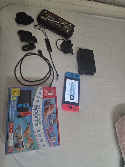 Nintendo switch cu husa si jocuri