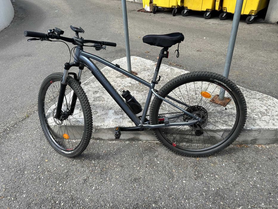 Vând două biciclete Rockrider, în stare impecabilă,
