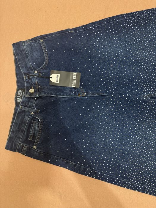 Дамски дънки с камъчета