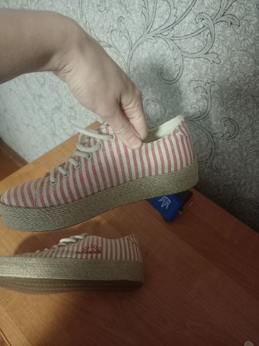 Кеды женские 40-41 размер.