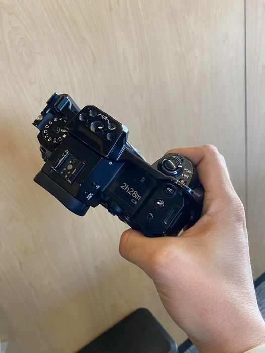 Fujifilm xh2s + smallrig cage