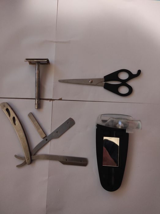 Set Aparat de ras Clasic/Foarfeca/Brici
