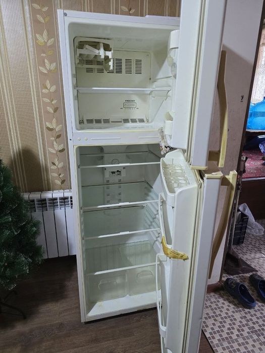 Холодильник  Roison VG