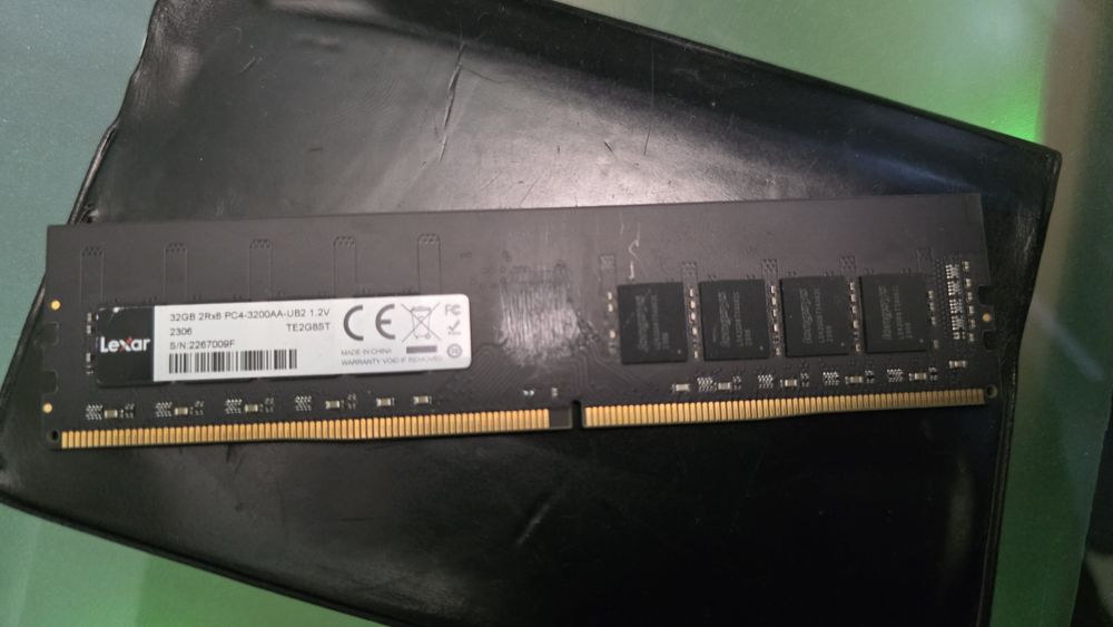 ОЗУ оперативная память Lexar DDR4 32gb 3200mhz. Возможен обмен. Достав