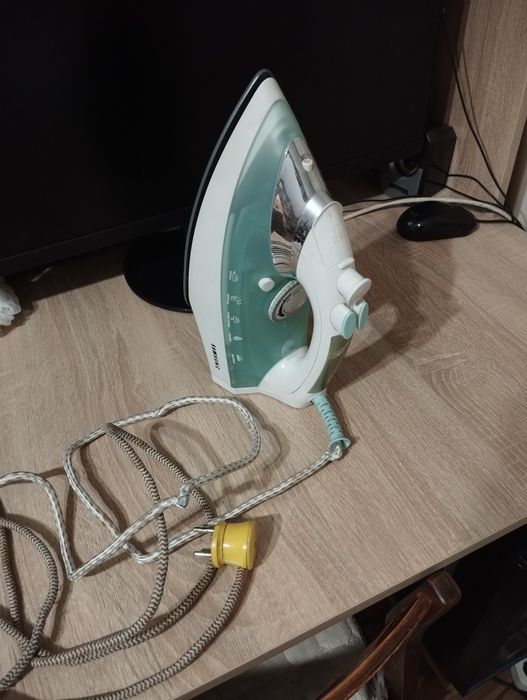 Утюг Samsung с паром