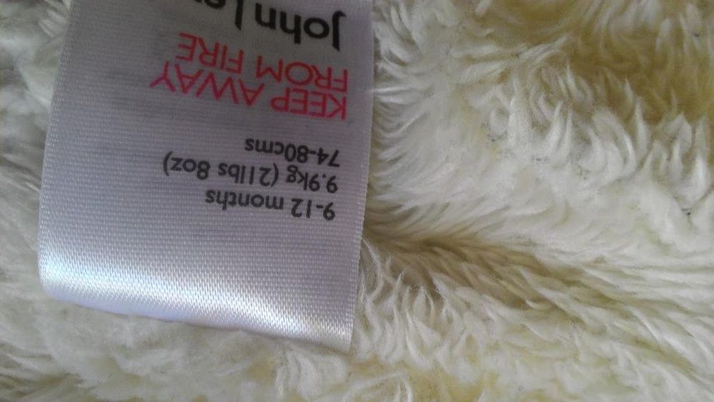 Жилетка и шапка на JOHN LEWIS